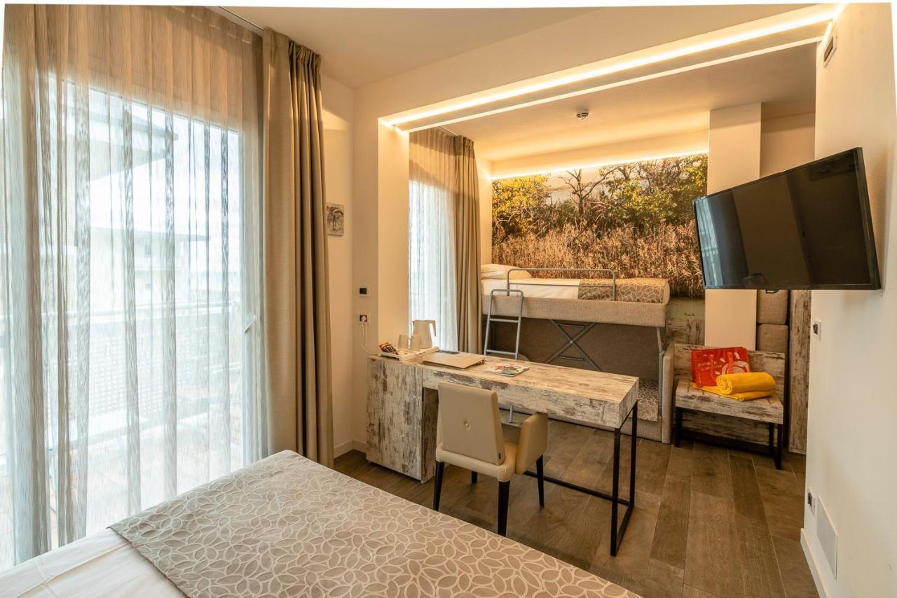 Hotel Ambassador Bibione Exterior photo